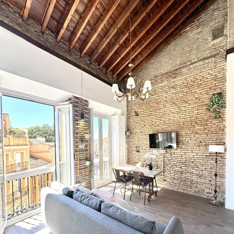Suite Homes Bright Carreteria - Estudio con balcón - 4