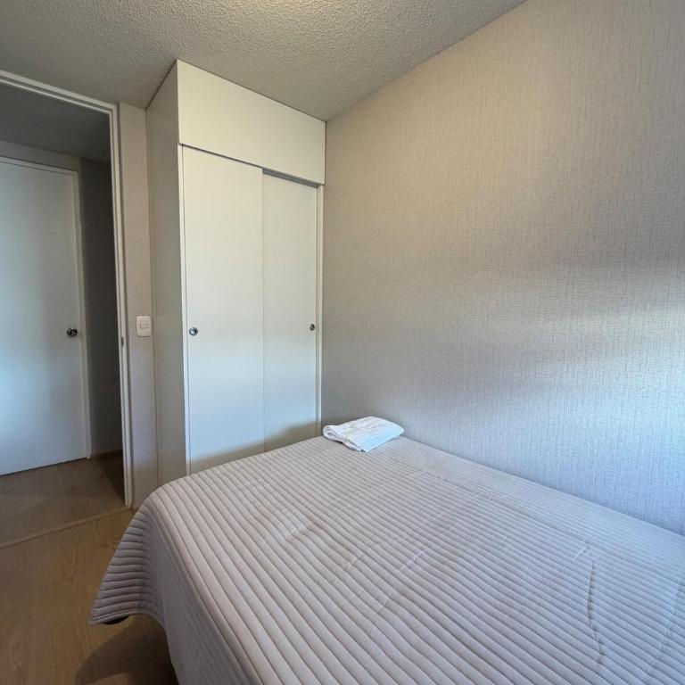 Moderno depa en Miraflores AQP Seguridad 24hr - Three-Bedroom Standard Apartment - 6
