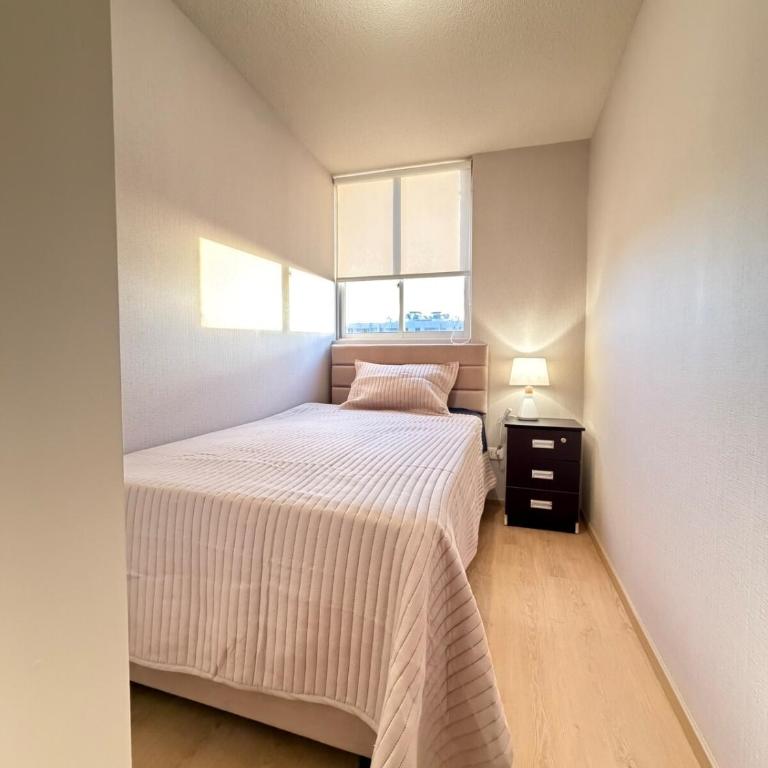 Moderno depa en Miraflores AQP Seguridad 24hr - Three-Bedroom Standard Apartment - 20