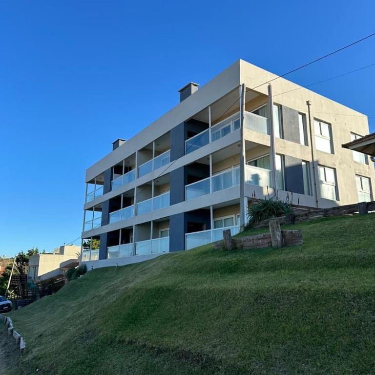 An apartment with an ocean view - Two-Bedroom Apartment - 6