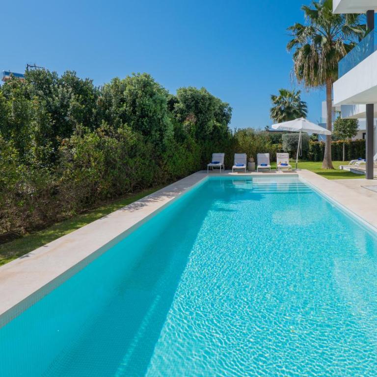 VACATION MARBELLA I Villa Fleur, Rooftop Hot Tub, Heated Pool, Sauna, Cine, GYM, Sea View, Close to The Beach - Villa - 12
