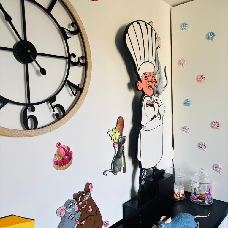 THE ENCHANTED HOUSE ( 15 min walk to Disney) - Apartment mit 2 Schlafzimmern - 17