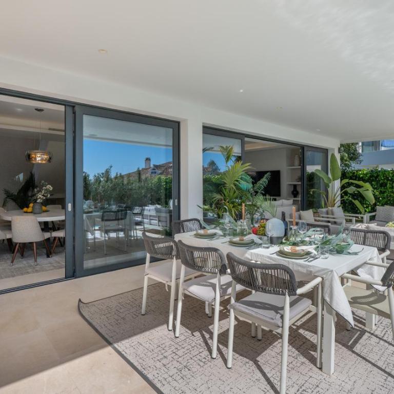 VACATION MARBELLA I Villa Fleur, Rooftop Hot Tub, Heated Pool, Sauna, Cine, GYM, Sea View, Close to The Beach - Villa - 59