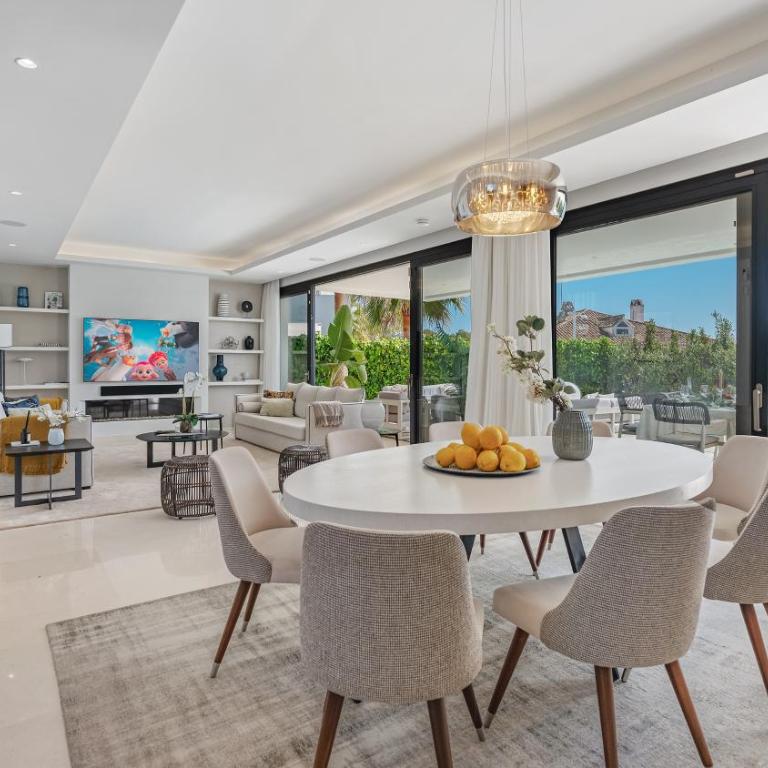 VACATION MARBELLA I Villa Fleur, Rooftop Hot Tub, Heated Pool, Sauna, Cine, GYM, Sea View, Close to The Beach - Villa - 62