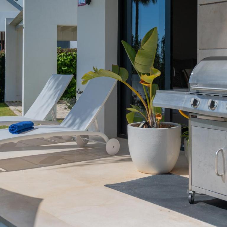VACATION MARBELLA I Villa Fleur, Rooftop Hot Tub, Heated Pool, Sauna, Cine, GYM, Sea View, Close to The Beach - Villa - 64