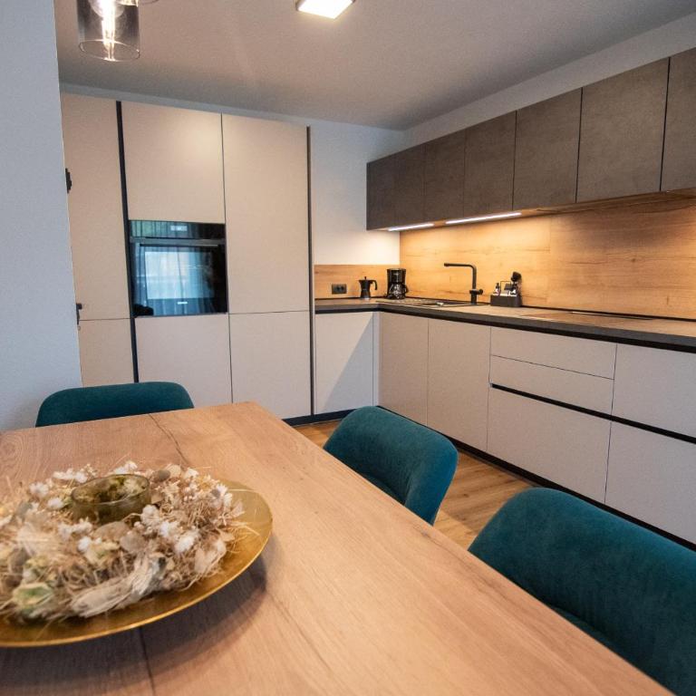 Kerschbama Farm Apartments - Appartamento Premium con 3 Camere da Letto e Balcone - 1