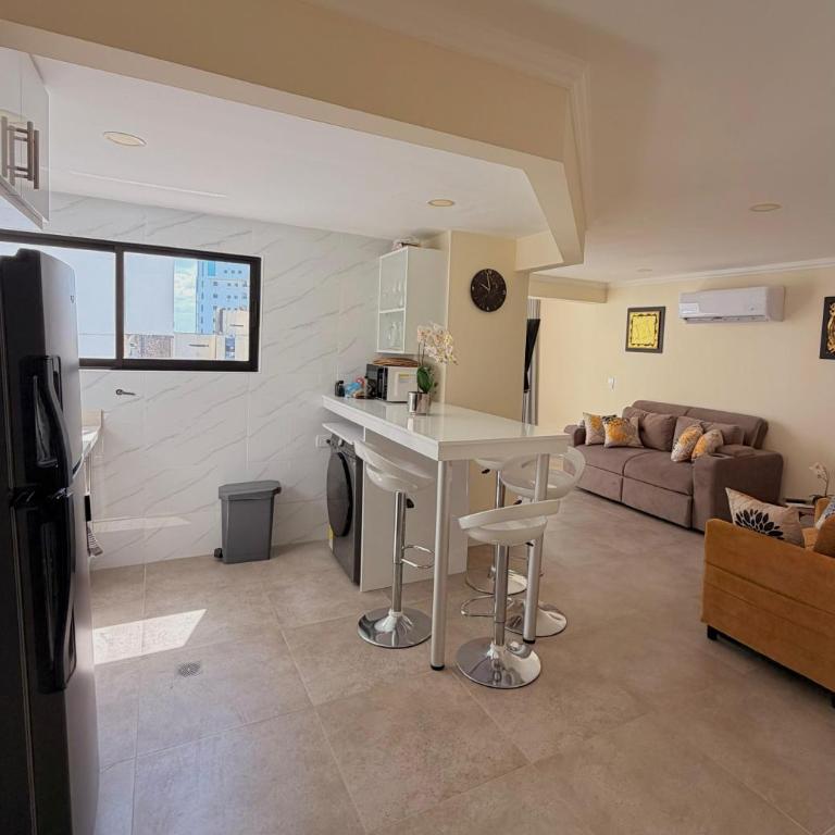 Acogedor apartamento cerca del centro y playa - Deluxe One-Bedroom Apartment with City View - 11