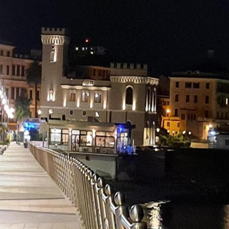 Apt Pegli Genova just 30m from the beach - Appartamento con 2 Camere da Letto - 15