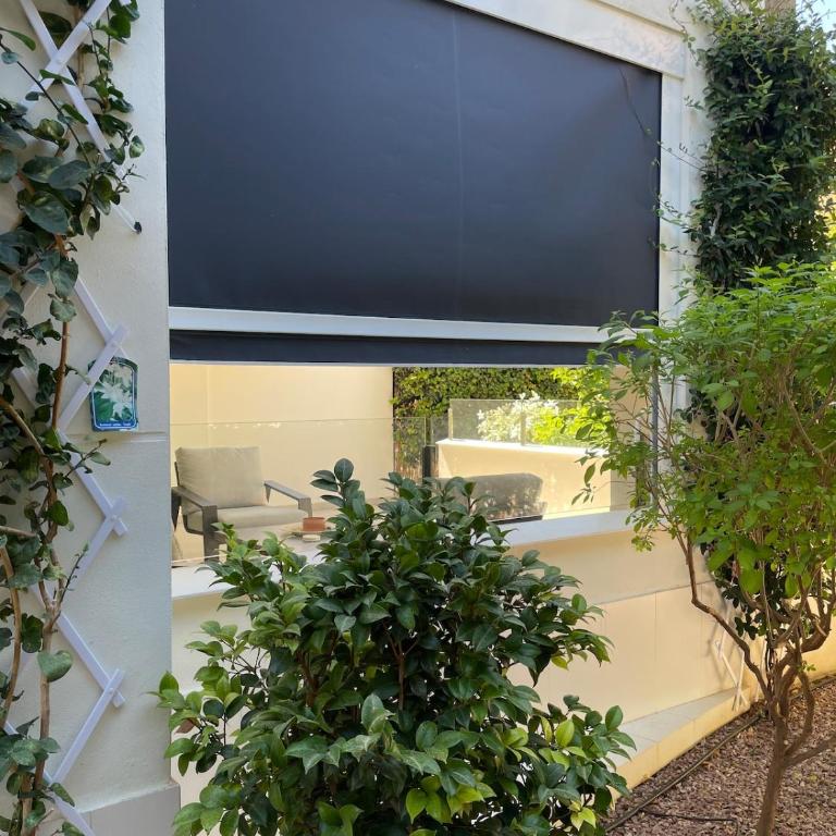 Private Garden Retreat with Pool, Walk to Beach - Casa Unifamiliar de 2 dormitorios - 13
