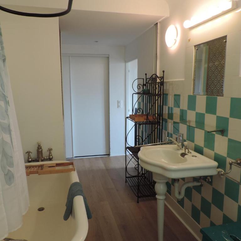 Bastide provençale dans la capitale du parfum - Appartement 3 Chambres - 18