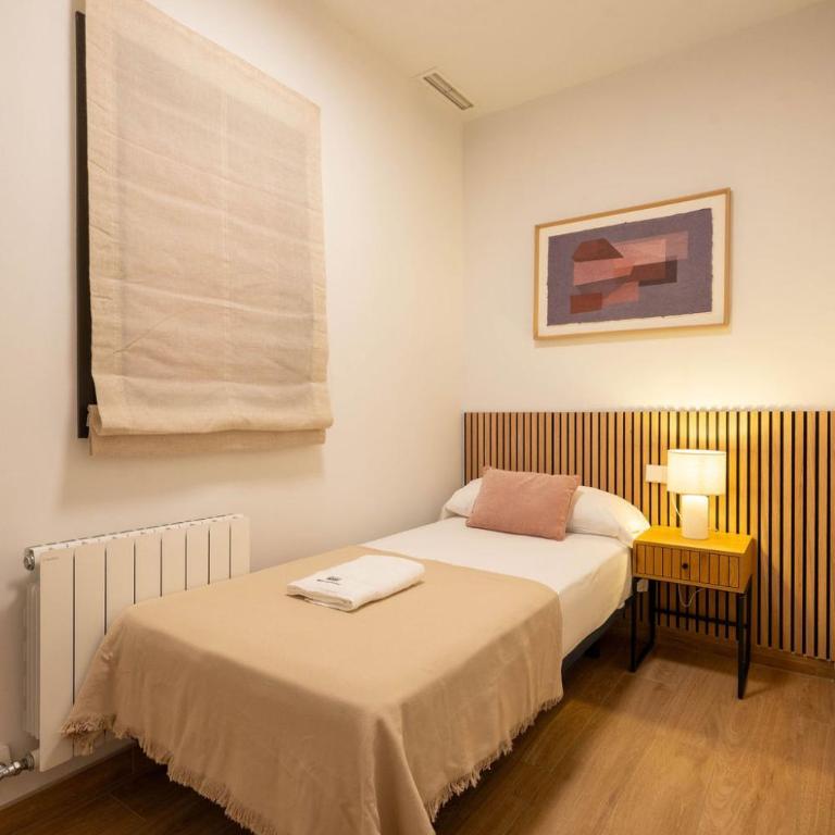 Stylish & Cozy 3-Bedroom Central Apartment with Private Balcony - Apartamento de 3 dormitorios con balcón - 13
