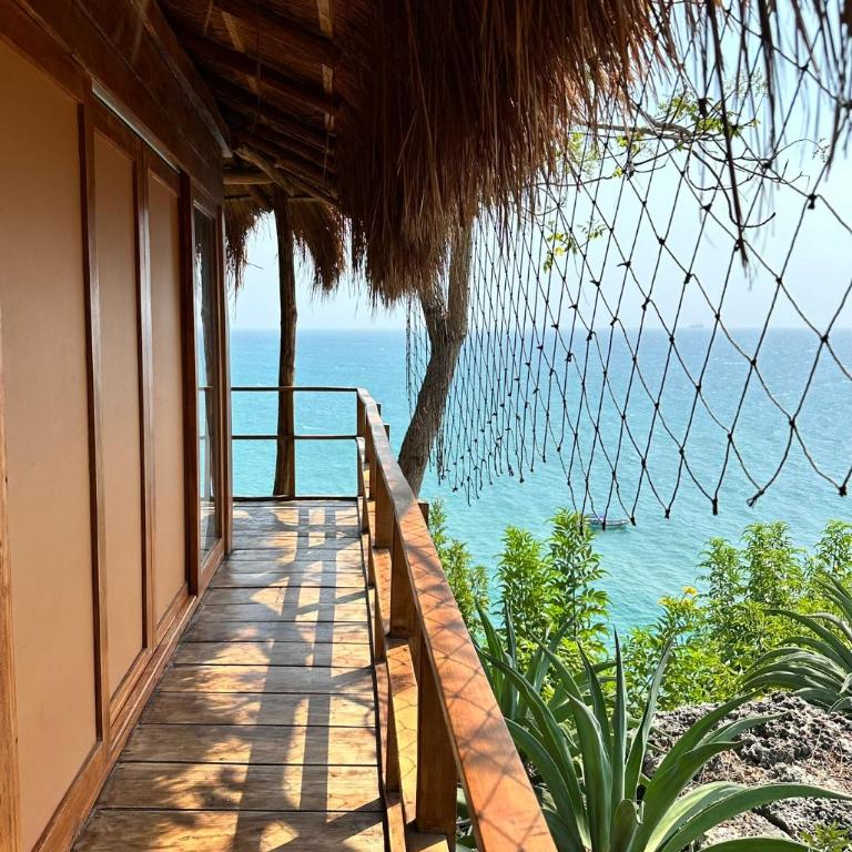 Pamaduih - Suite Above the Sea - One-Bedroom House - 40