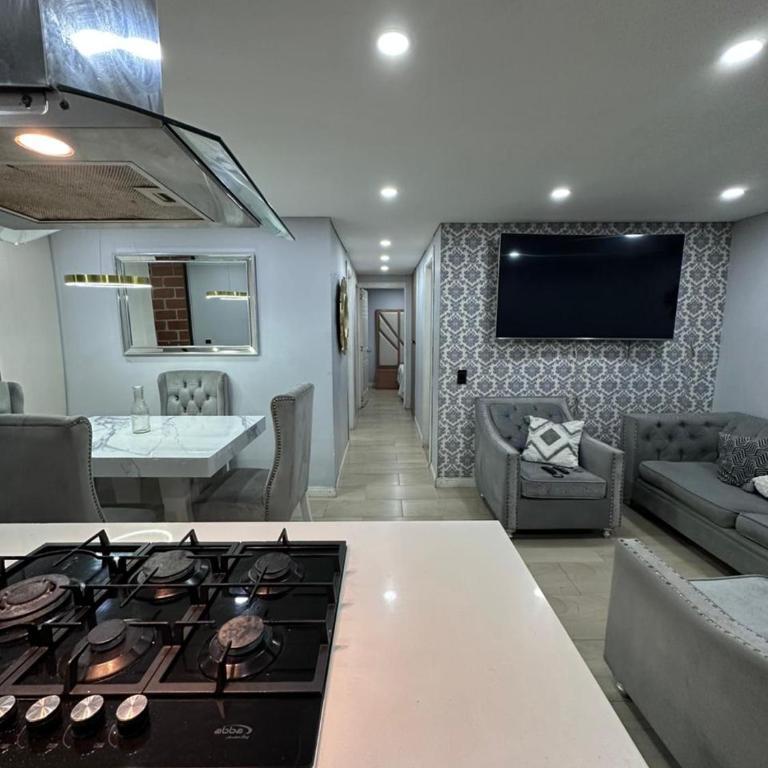 Espectacular apartamento con la mejor vista de la ciudad - Apartamento de 3 dormitorios - 2
