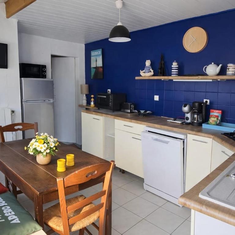 Maison et Dependance 13 pers - Wifi Parking - Haus mit 5 Schlafzimmern - 18