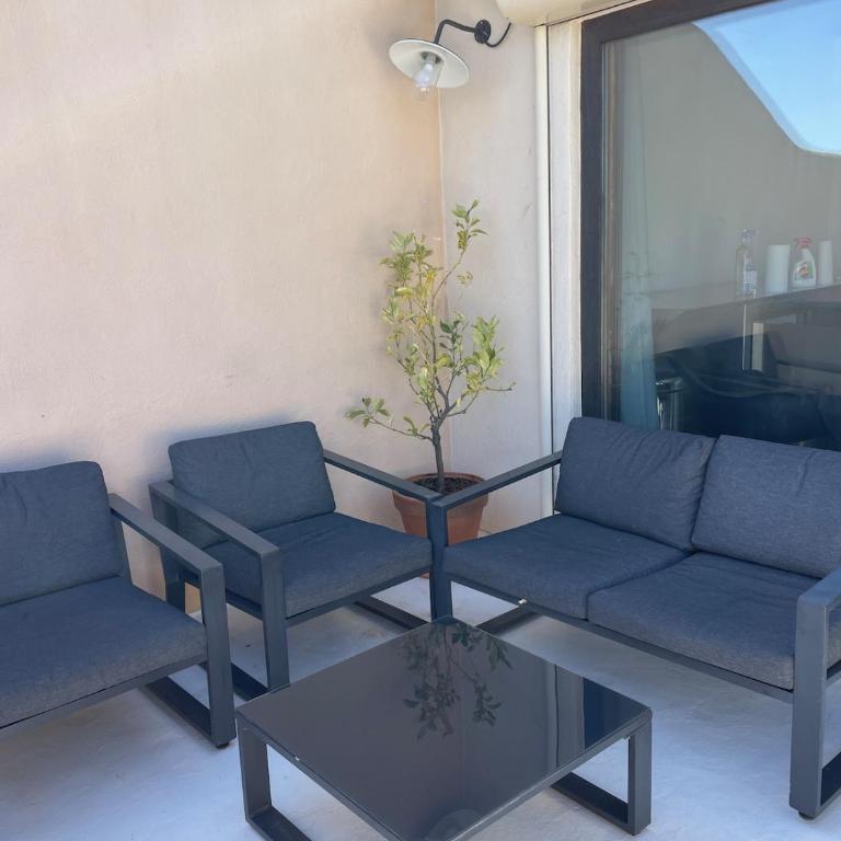 Terrasse Tropez Tiny House with pool & sea view - One-Bedroom House - 17