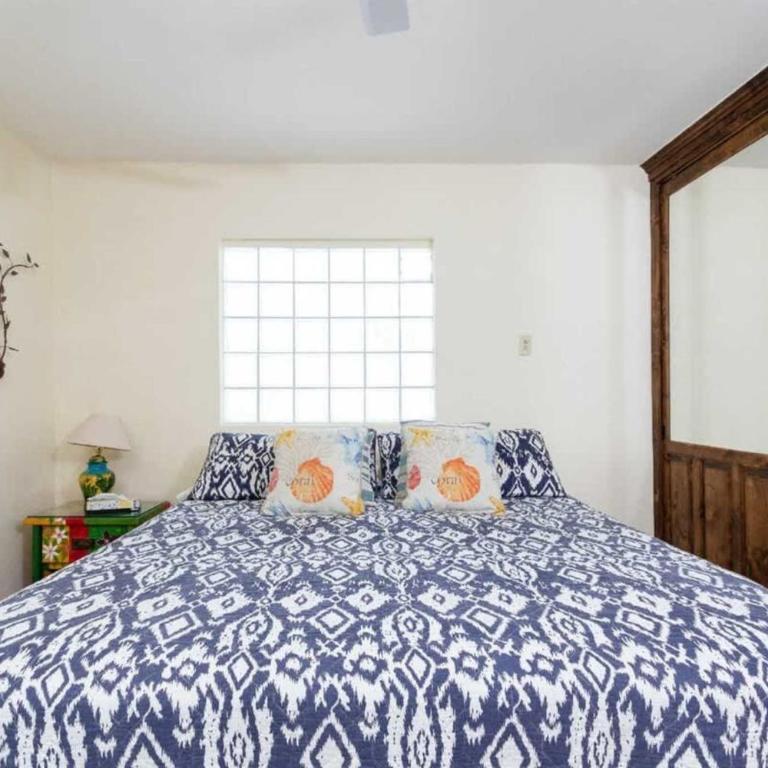 Beautiful Beachfront Home Casa de Veranos - Apartment - 22