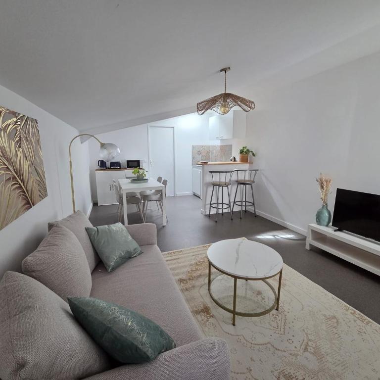 Appartement cosy hypercentre gare port à 5 min d'Arcachon - One-Bedroom Apartment - 2
