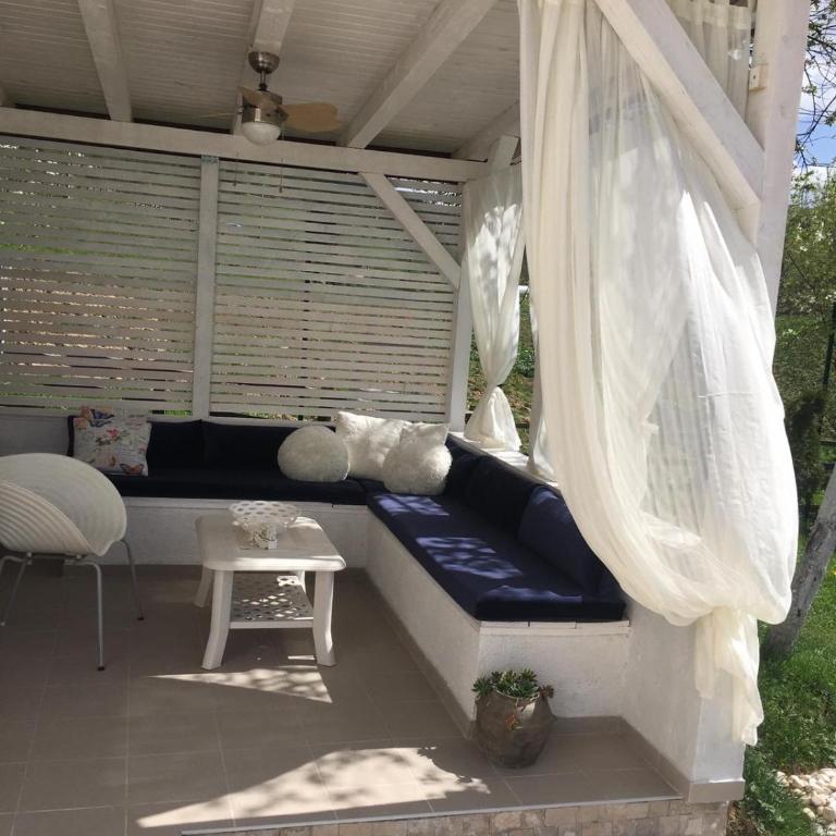 House with a swimming pool - Vila sa 3 Spavaće Sobe - 21