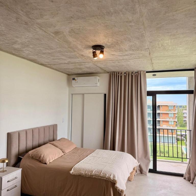 Monoambiente a estrenar en Fisherton con cochera - Apartamento de 1 dormitorio - 11