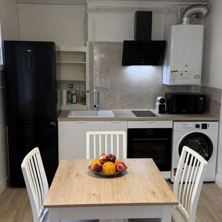Cocon Lumineux Neuf 3 Chambres Fibre Balcon - Appartement - 3