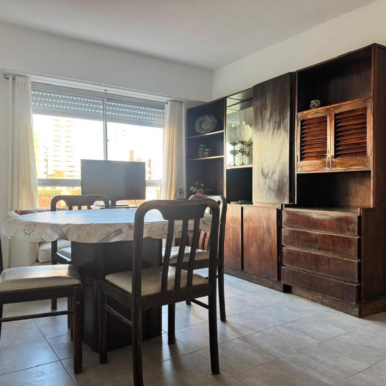 Depto en centro de Pinamar - Two-Bedroom Apartment - 11