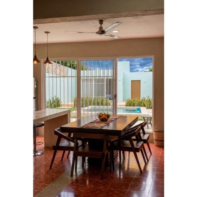 Casa Josefina Authentic Yucatecan Home with Pool & Rooftop - Three-Bedroom House - 10