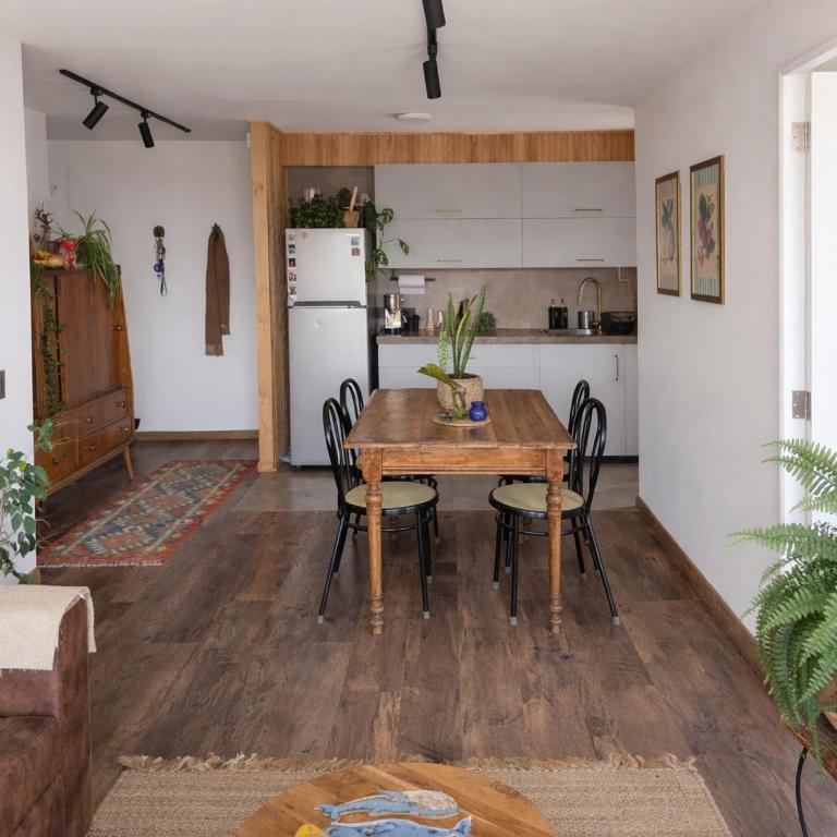 Departamento con terraza y vista a volcanes, parking, Smart TV y self check-in - Two-Bedroom Apartment - 3