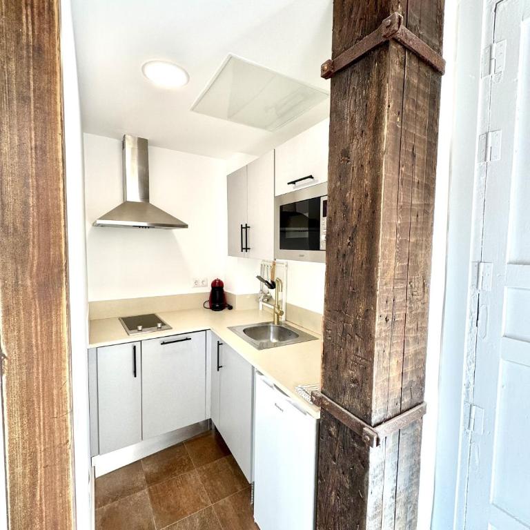 Suite Homes Bright Carreteria - Apartamento Loft de 1 dormitorio con balcón - 8