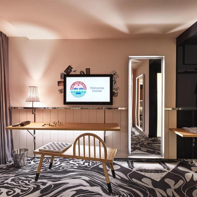 Mama Shelter Belgrade - XXL Mama Double Room with Terrace - 5