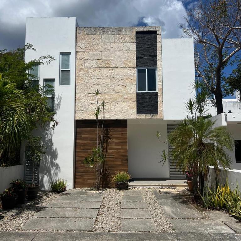 Cozy House with Private Pool 2BD 3BR - Two-Bedroom House - 33
