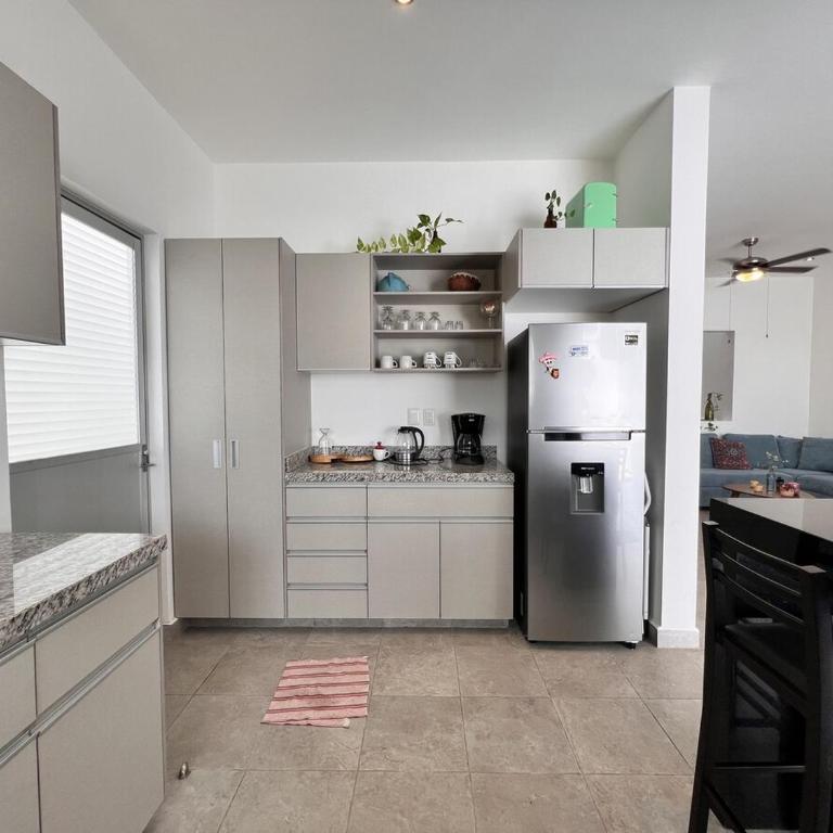 Cozy House with Private Pool 2BD 3BR - Two-Bedroom House - 76