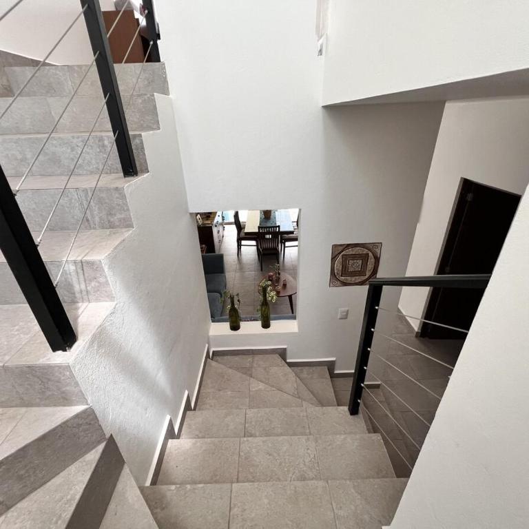 Cozy House with Private Pool 2BD 3BR - Two-Bedroom House - 89