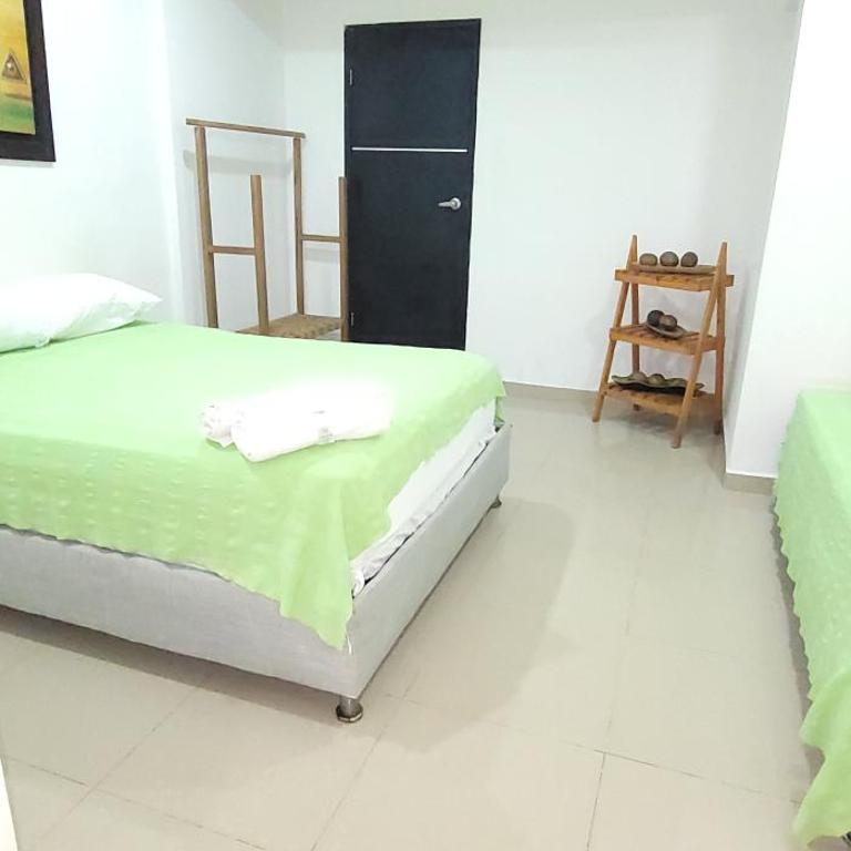 Casa Caribe Cartagena - Double Room with Private Bathroom - 2