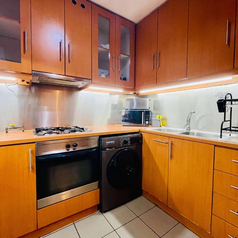 BUHO Urban Family Providencia AC Parking - Three-Bedroom Apartment - 2