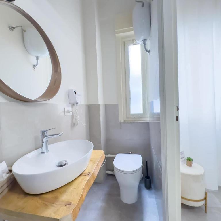Ninfa House - Large Double Room - 1