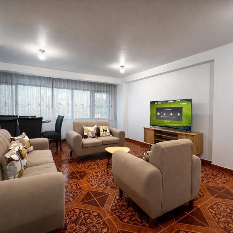 Casa - Depto - para grupos - Ubicación top - Three-Bedroom Apartment - 1