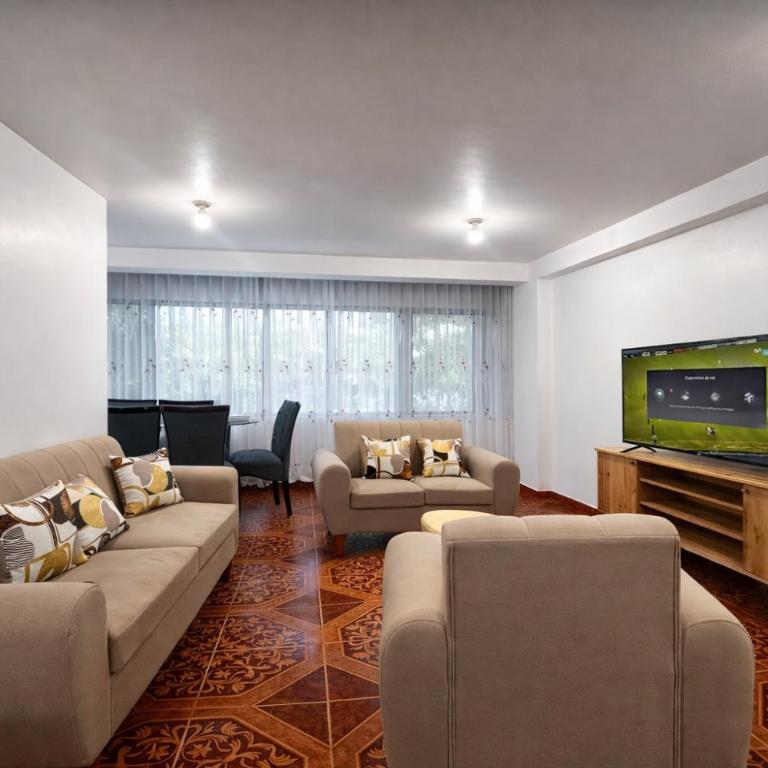 Casa - Depto - para grupos - Ubicación top - Three-Bedroom Apartment - 2