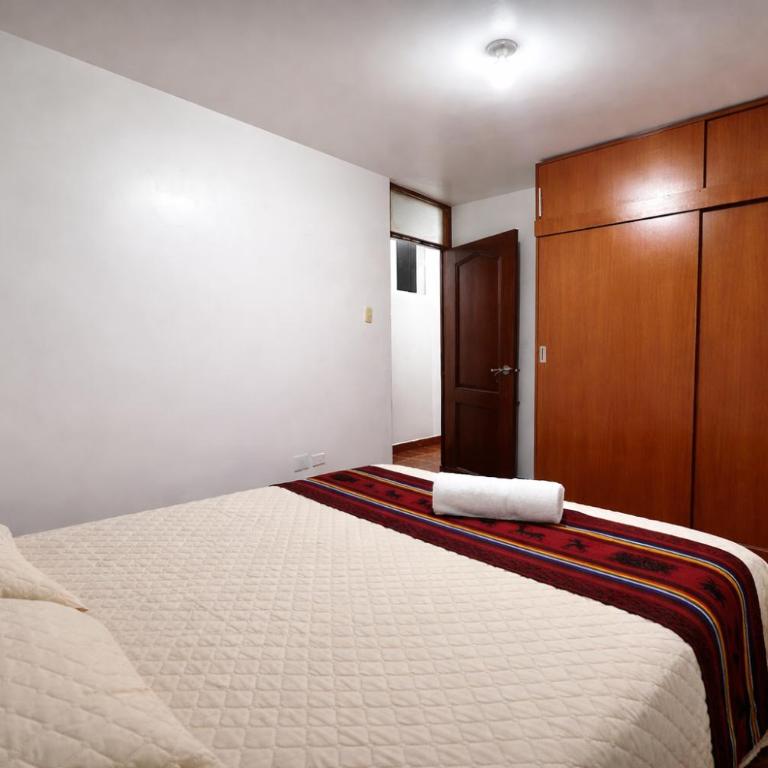 Casa - Depto - para grupos - Ubicación top - Three-Bedroom Apartment - 8