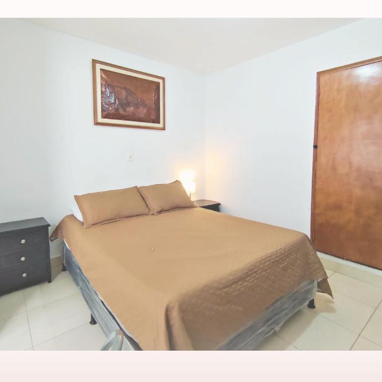 Espaciosa casa cerca del Estadio - Laureles Velódromo - Apartamento - 4