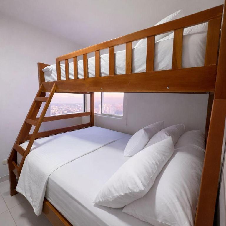 torre prime Cartagena apartasuite - Three-Bedroom Apartment - 12