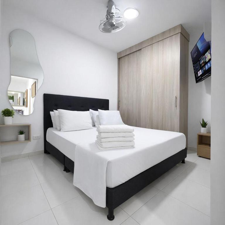 torre prime Cartagena apartasuite - Three-Bedroom Apartment - 24