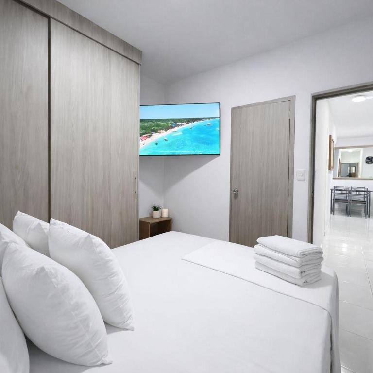 torre prime Cartagena apartasuite - Three-Bedroom Apartment - 25