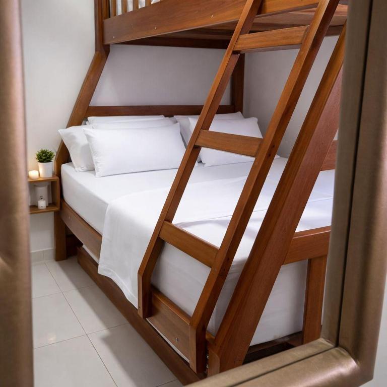 torre prime Cartagena apartasuite - Three-Bedroom Apartment - 30