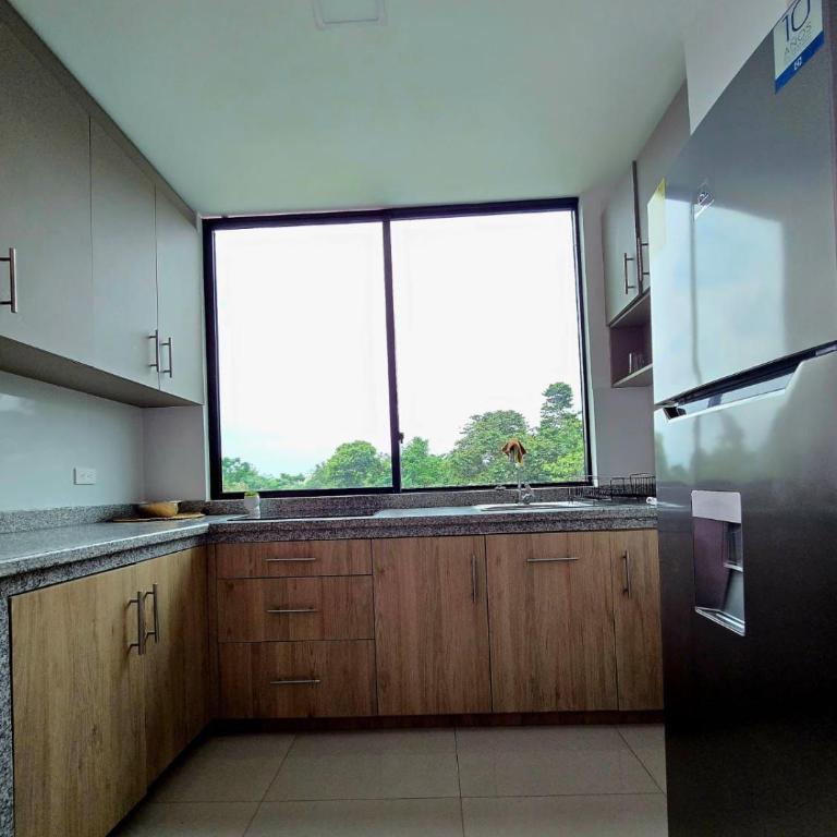 Suite de encanto céntrica, elegante y con piscina - One-Bedroom Apartment - 5