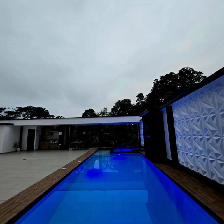 Suite de encanto céntrica, elegante y con piscina - One-Bedroom Apartment - 12