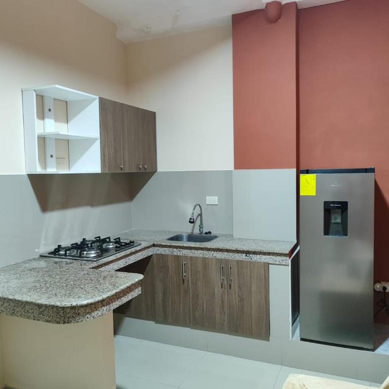 Confortable Suit - Family Room - 3