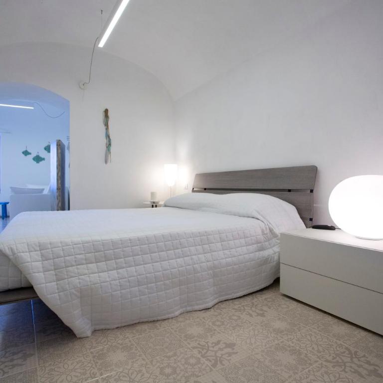 Tropea Vetera Luxury Home- Casa Forno 1638 - Double Room with Patio - 11