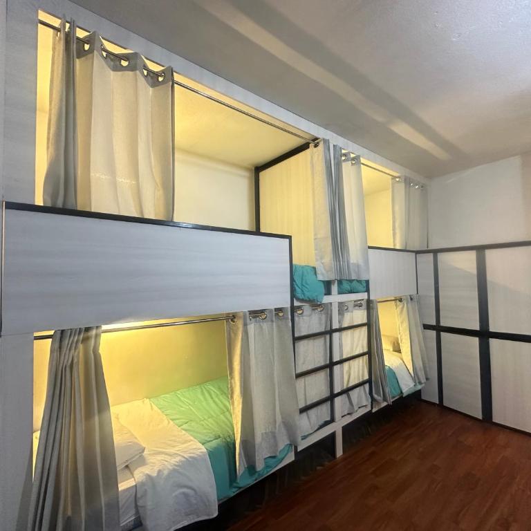 FRIENDLY AQP - Bed in 4-Bed Mixed Dormitory Room - 4