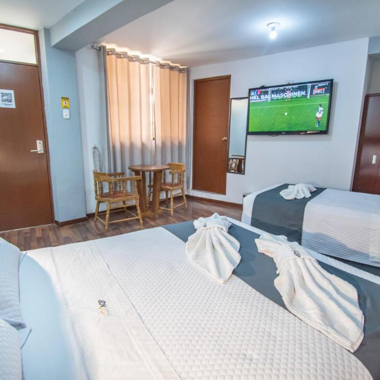 FRIENDLY AQP - Double or Twin Room - 5