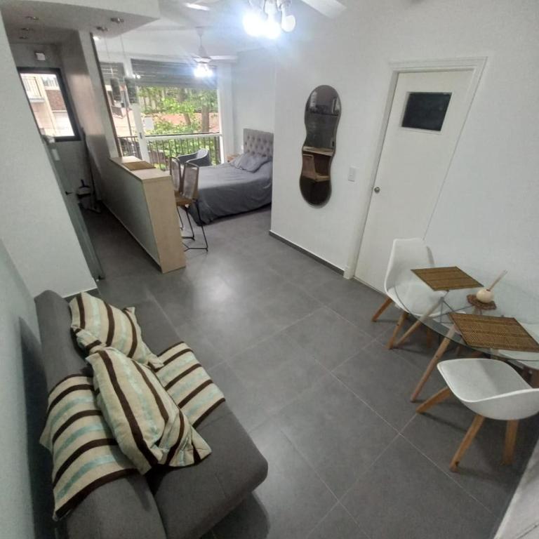 Delmar - One-Bedroom Apartment - 7